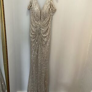 Dave and Johnny, silver nude sequin, size 7/8